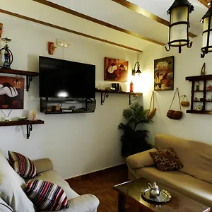 Casa Triana Cuevas del Campo